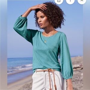 Soft Surroundings Parisian Poet Top in Brittany Blue. Size Small.